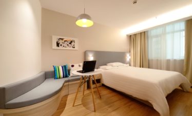 Hotel Room - Computer